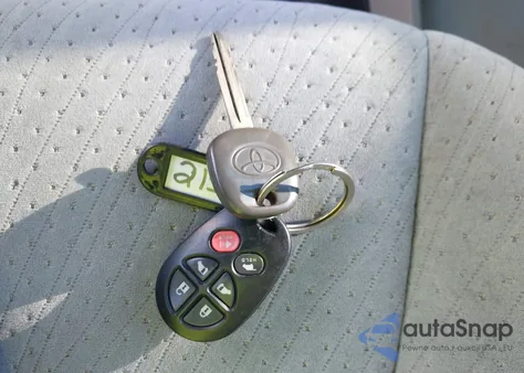 2016 Toyota Sienna Le 7 Passenger from USA, damaged, VIN 5TDKK3DC8GS761407